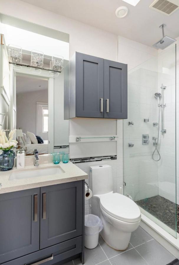 Vancouver West Cozy Retreat By Host Launch Luaran gambar